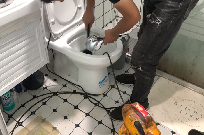 加茂镇疏通下水道