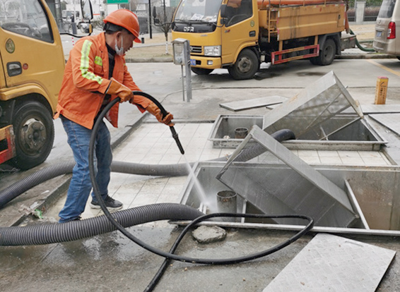 加茂镇隔油池清理